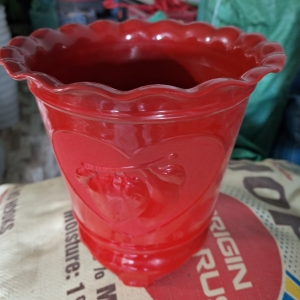 Chậu 3 chân Trái Đào 4 đỏ
