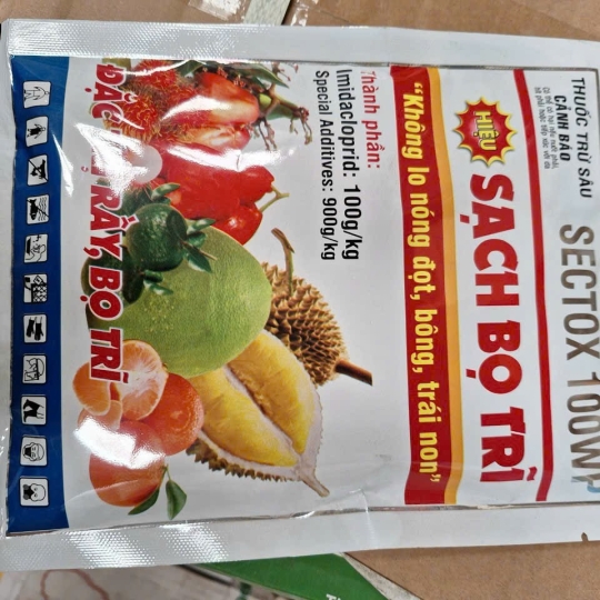 Thuốc Trừ Sâu Sạch Bọ Trỉ