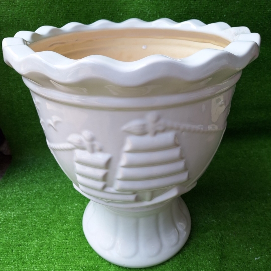 Chậu Ly Kem 